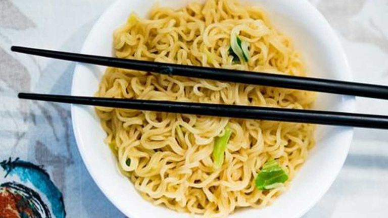 الإندومي طعام مُفضل لدى الملايين- أرشيفية