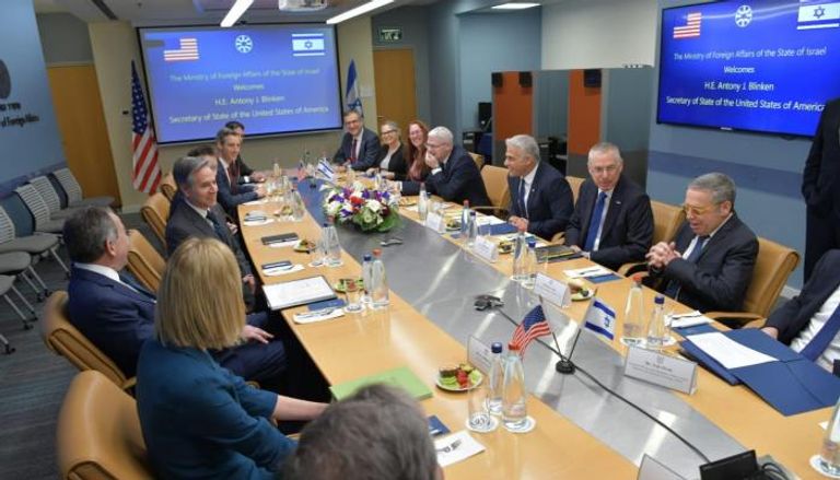 لقاء وزير الخارجية الأمريكي مع نظيره الإسرائيلي
