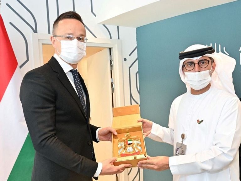 سهيل المزروعي يزور جناح بيرو في إكسبو دبي سهيل المزروعي يزور جناح اليمن في إكسبو دبي