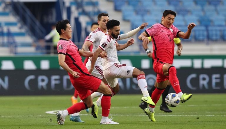 من مباراة الإمارات وكوريا الجنوبية في تصفيات كأس العالم 2022