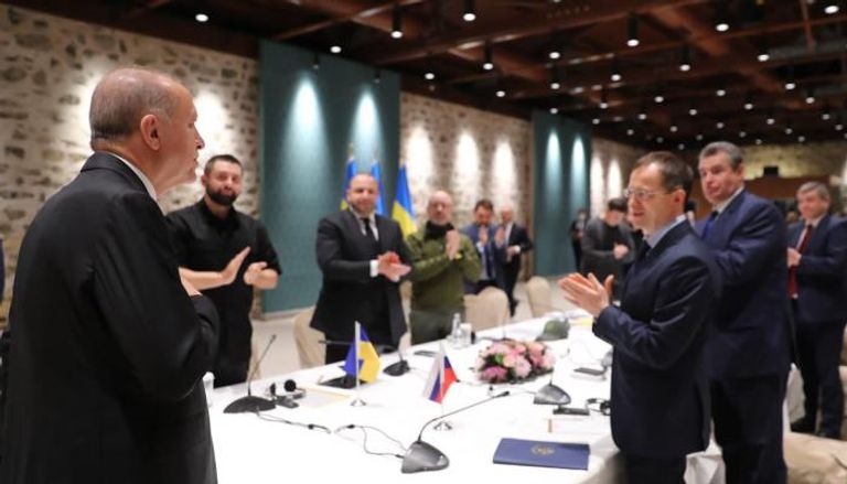 بدء المفاوضات الروسية الأوكرانية بحضور أردوغان