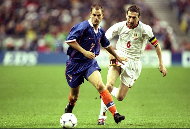 فرانك دي بور مدرب منتخب هولندا السابق