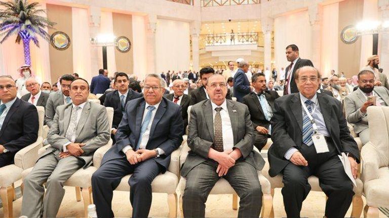 جانب من المشاورات اليمنية في الرياض