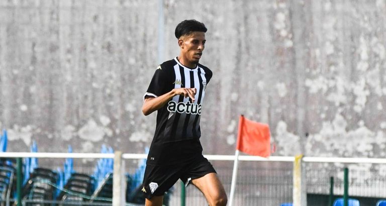 عز الدين أوناحي نجم منتخب المغرب الجديد  عز الدين أوناحي نجم منتخب المغرب الجديد