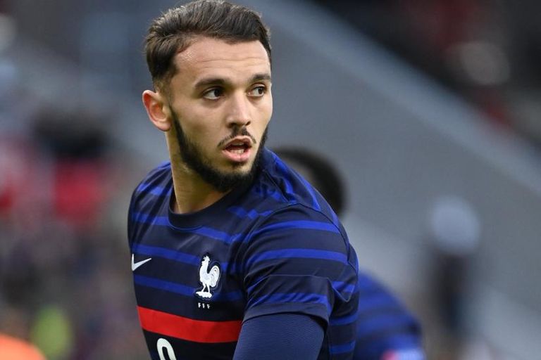 أمين غويري منتخب الجزائر