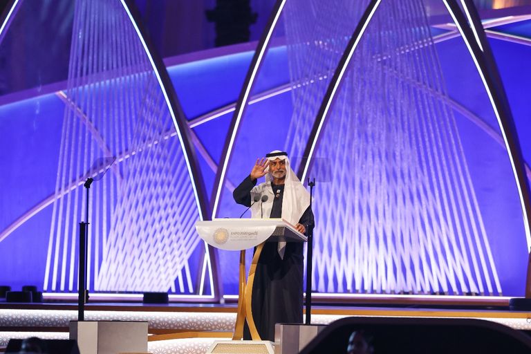 جانب من ختام فعاليات إكسبو 2020 دبي ختام فعاليات إكسبو 2020 دبي