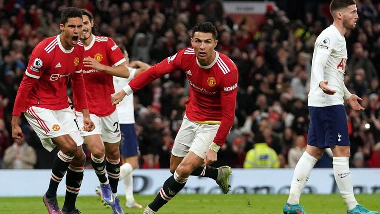 كريستيانو رونالدو نجم مانشستر يونايتد ضد توتنهام كريستيانو رونالدو نجم ريال مدريد السابق