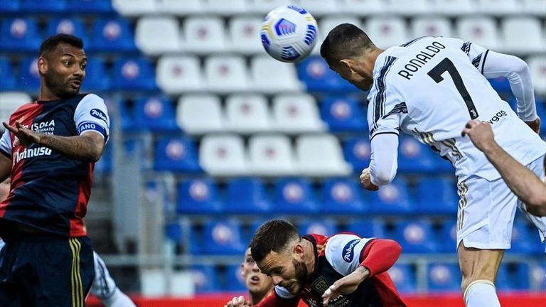 كريستيانو رونالدو بقميص يوفنتوس أمام كالياري كريستيانو رونالدو نجم ريال مدريد السابق