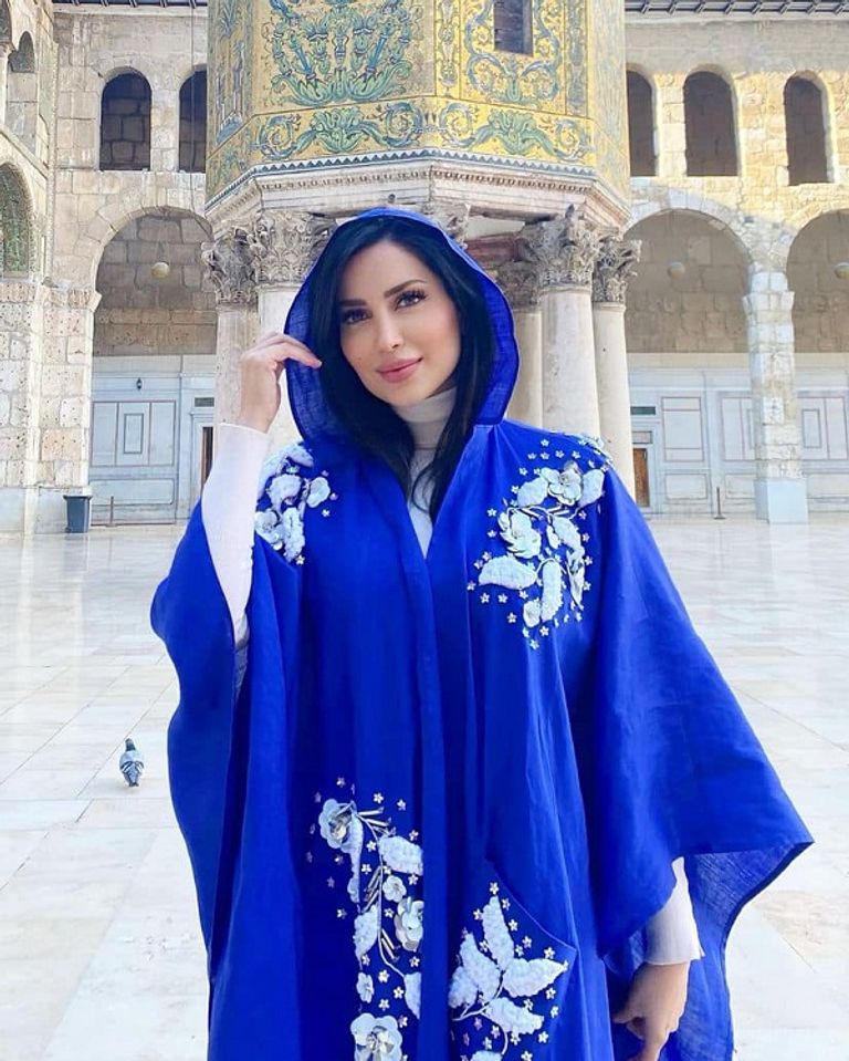 الفنانة السورية نسرين طافش