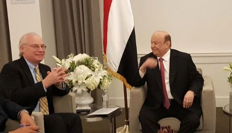 المبعوث الأمريكي الخاص لليمن خلال لقاء سابق مع الرئيس عبدربه منصور هادي