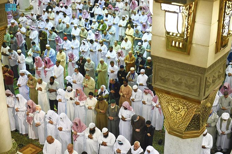 صلاة التراويح في المسجد النبوي