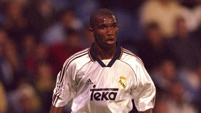 صامويل إيتو بقميص برشلونة 