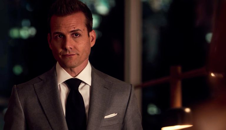 مشهد من مسلسل سوتس بالعربي