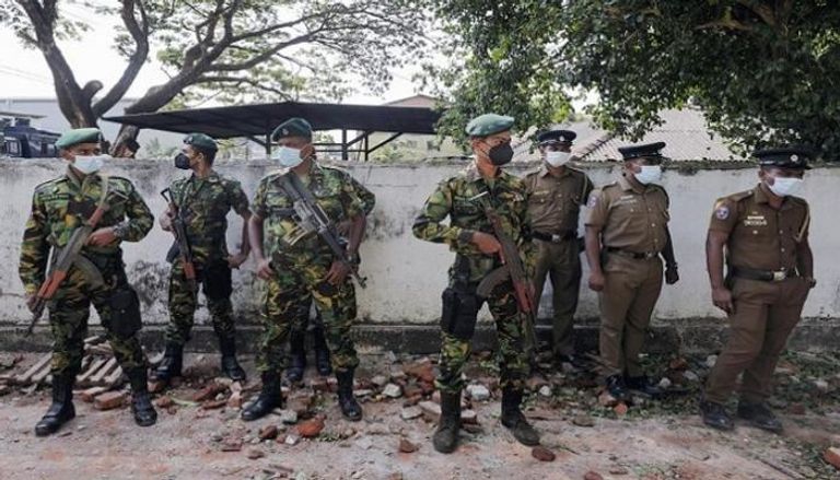 قوات الأمن تنتشر في شوارع سريلانكا 