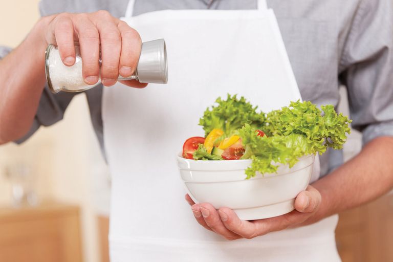 القليل من ملح الطعام يحسن جودة حياة مرضى القلب