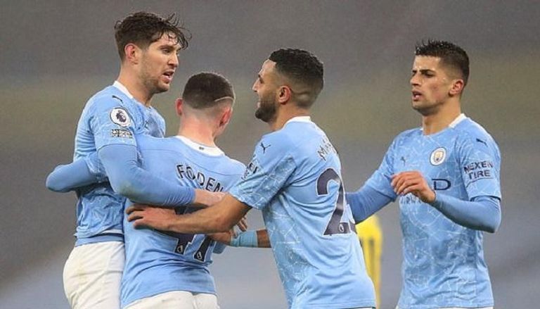 فريق مانشستر سيتي بيب جوارديولا مدرب مانشستر سيتي