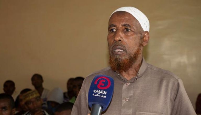 الشيخ شافي محاضر معهد أباجفار  الإثيوبي