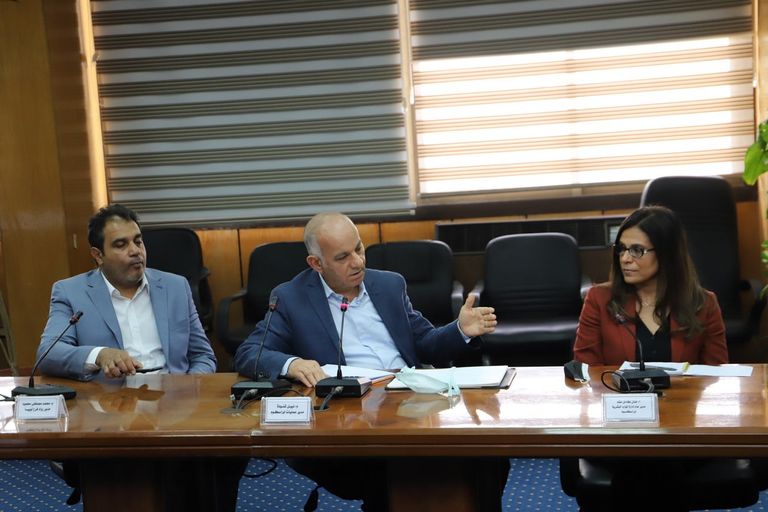 اجتماع وزير القوى العاملة المصري مع الشركات التي تعمل في ليبيا