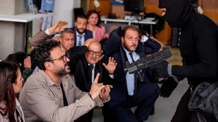 جلجل أثناء السطو المسلح على البنك