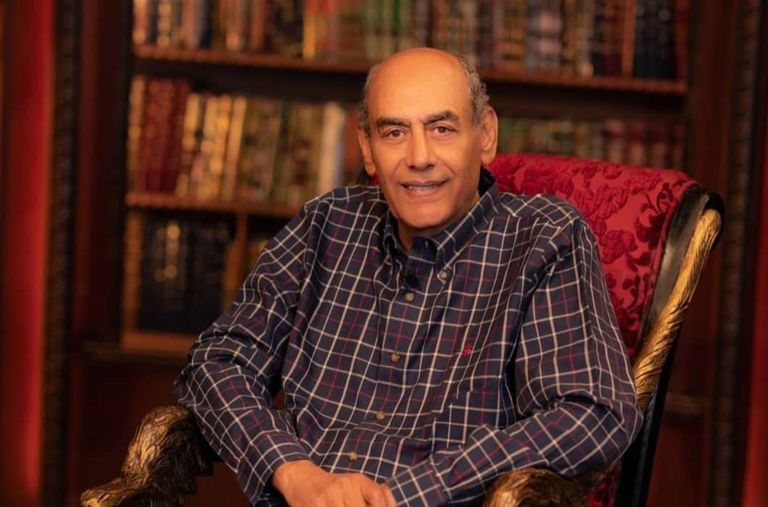 الفنان أحمد بدير في دور المشير طنطاوي