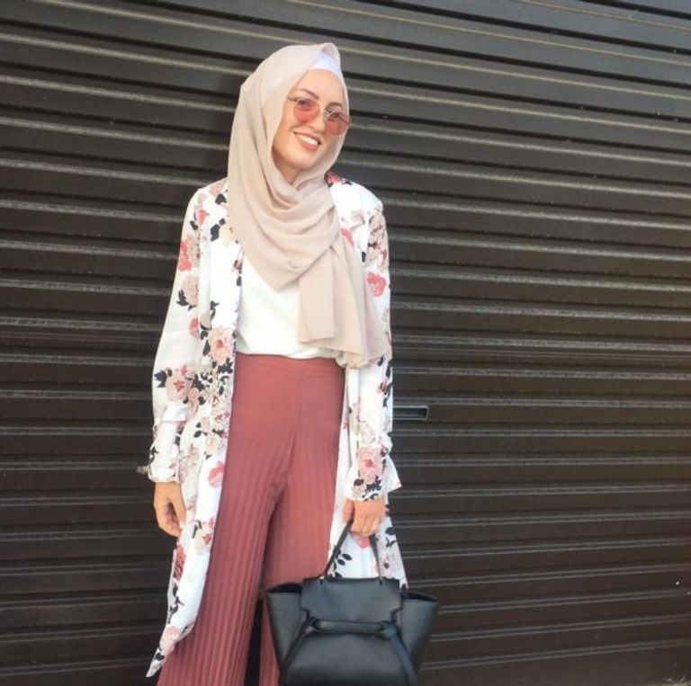 الكيمونو من أبطال الأزياء الرمضانية هذا العام