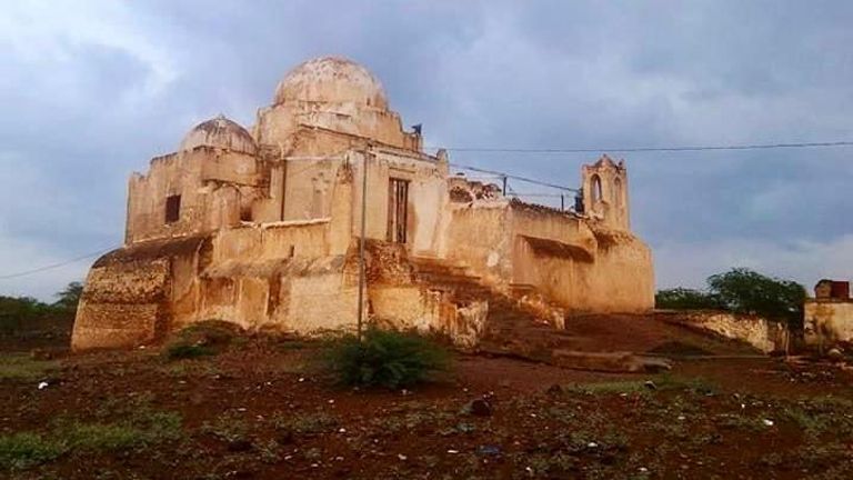 أحد دروس العلم في مسجد الأشاعرة