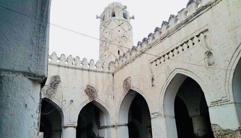 أحد دروس العلم في مسجد الأشاعرة