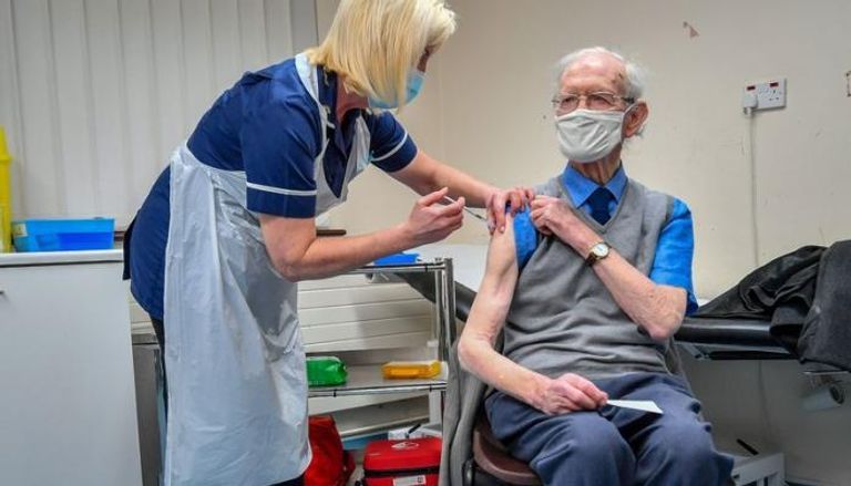 فاعلية الجرعة الرابعة من لقاح فايزر لا تدوم طويلا