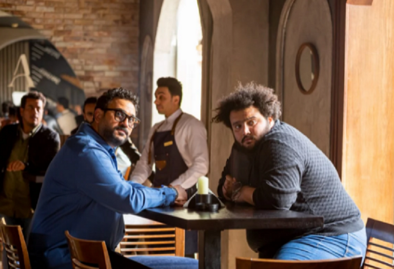 أكرم حسني في مشهد من مسلسل مكتوب عليا