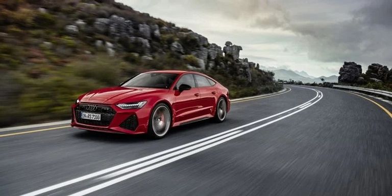 طراز Audi RS7 طراز Cadillac CT4-V Blackwing