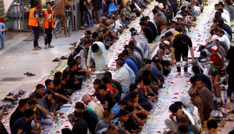  العالم العربي يحتفل بشهر رمضان