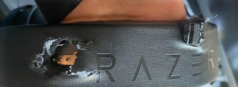 سماعات تنقذ حياة مراهق من رصاصة طائشة