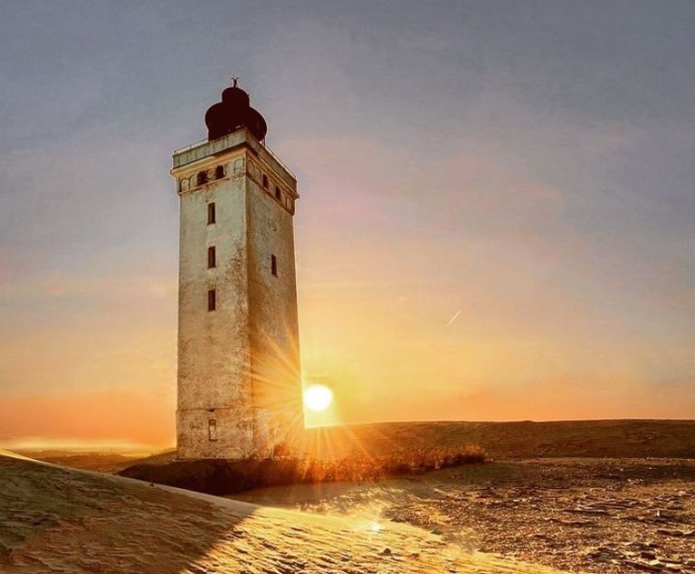 فنار Rubjerg Knude Lighthouse فنار The Maiden’s Tower