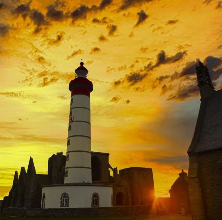 فنار Phare Saint-Mathieu فنار The Maiden’s Tower
