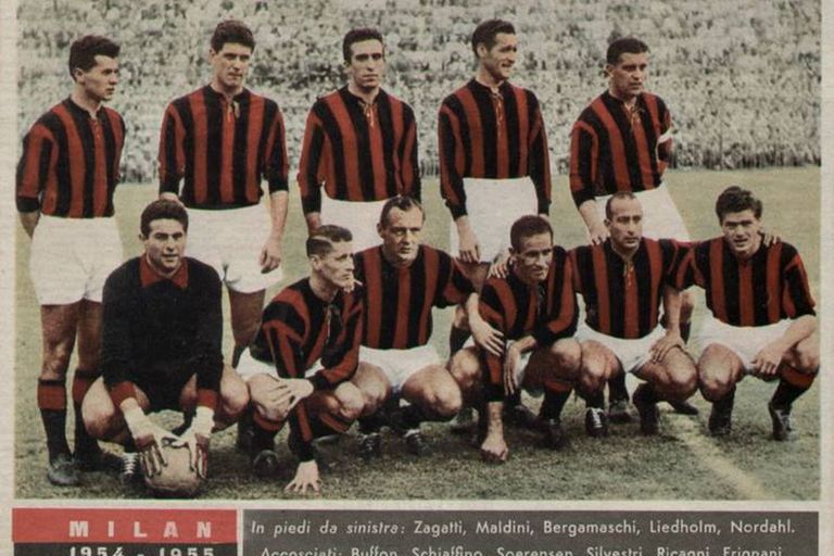 ميلان في نسخة 55 ريال مدريد بطل الكأس اللاتينية عام 1955