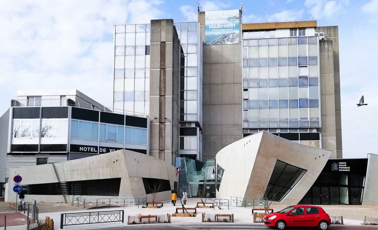 العين الإخبارية تتجول بأقل المدن تصويتا بالانتخابات الفـرنسية العين الإخبارية تتجول بأقل المدن تصويتا بالانتخابات الفـرنسية