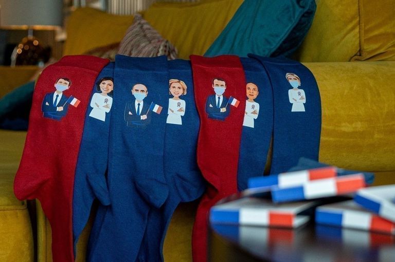 الجوارب في المتجر قبل سرقته