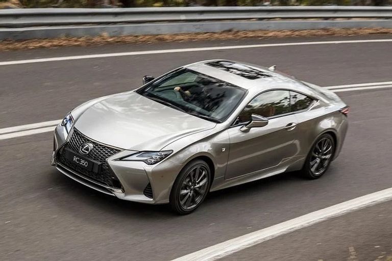 طراز Lexus RC350 طراز Ford Focus RS500