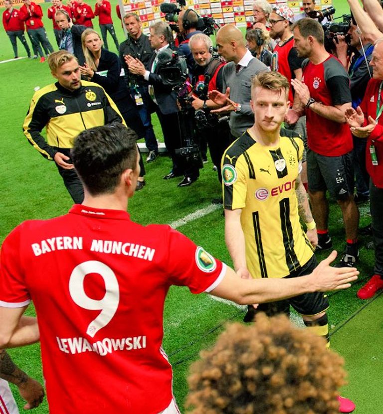 مولر وريوس بايرن ميونخ ضد بروسيا دورتموند - أرشيفية