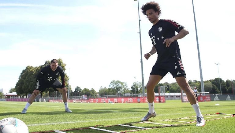 ساني وسوليه بايرن ميونخ ضد بروسيا دورتموند - أرشيفية