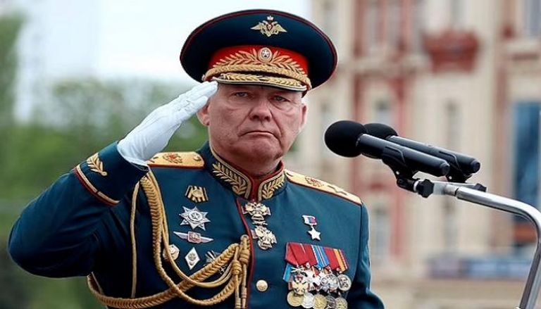 الجنرال ألكسندر دفورنيكوف، الذي قاد العمليات العسكرية في سوريا