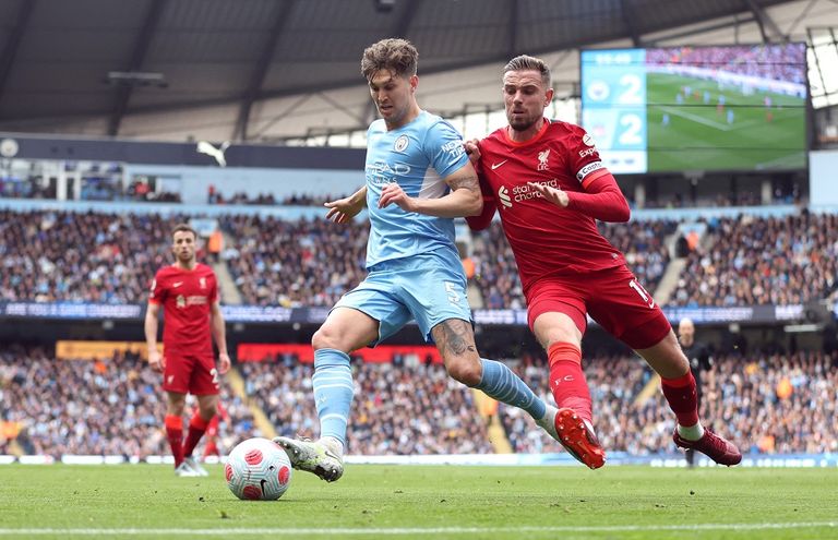 من مباراة مانشستر سيتي وليفربول في الدوري الإنجليزي من مباراة مانشستر سيتي وليفربول في الدوري الإنجليزي