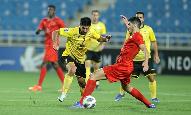 من مباراة سباهان الإيراني والدحيل القطري في دوري أبطال آسيا التعاون ضد باختاكور