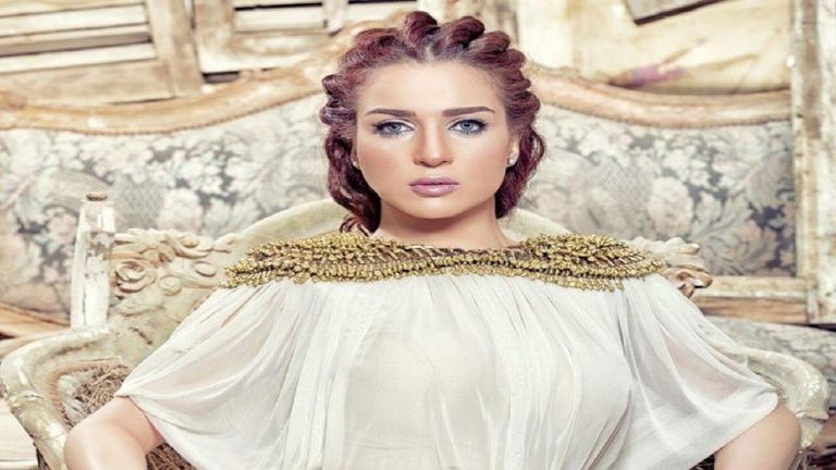الفنانة مي عز الدين في مسلسل جزيرة غمام