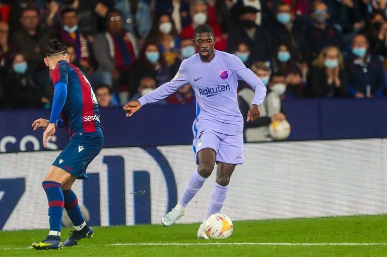 لوك دي يونج مهاجم برشلونة