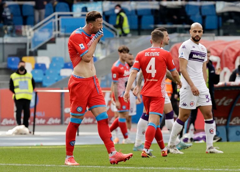 نابولي ضد فيورنتينا فريق ميلان