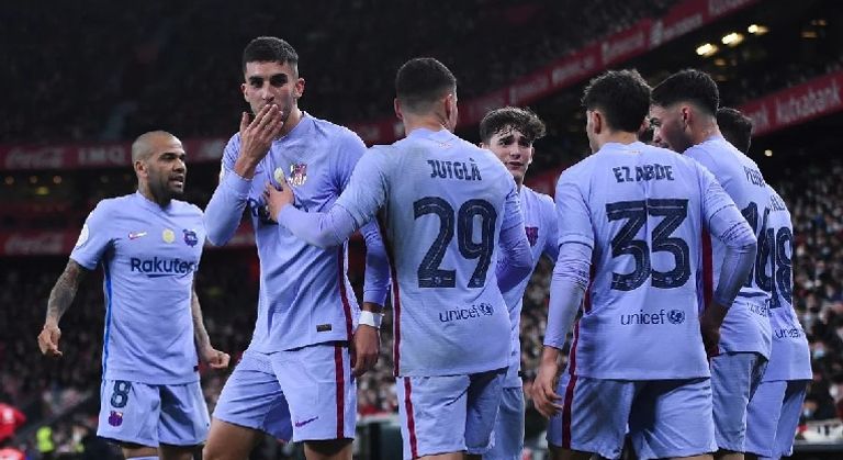 فرحة برشلونة بيدري لاعب برشلونة