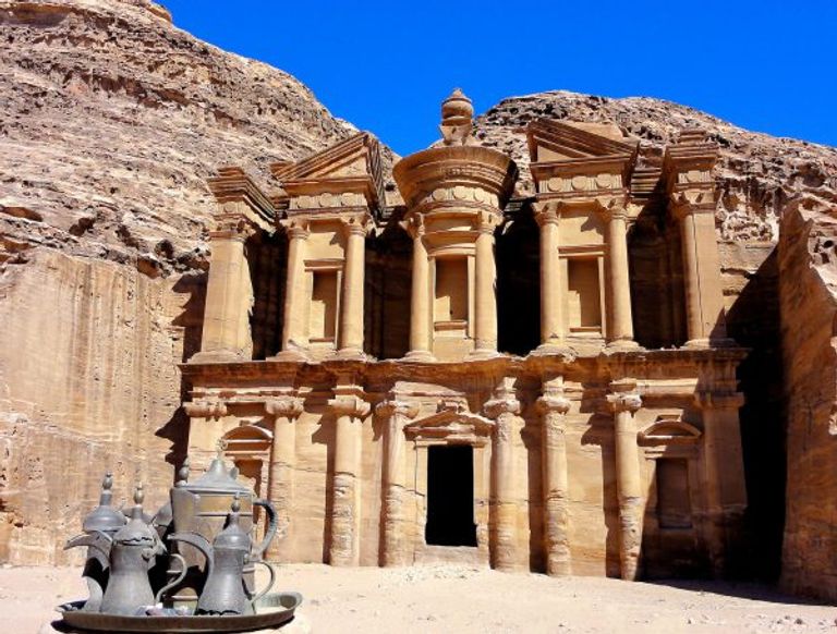 وادي موسى بالأردن مبنى