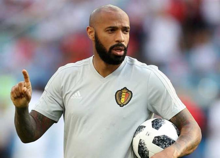 تييري هنري كارلوس كيروش مدرب منتخب مصر السابق