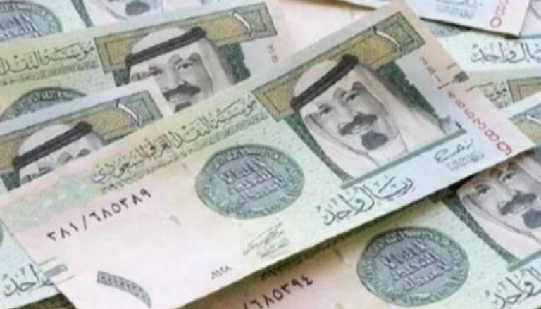 تعاملات الريال السعودي مقابل الجنيه في البنوك المصرية